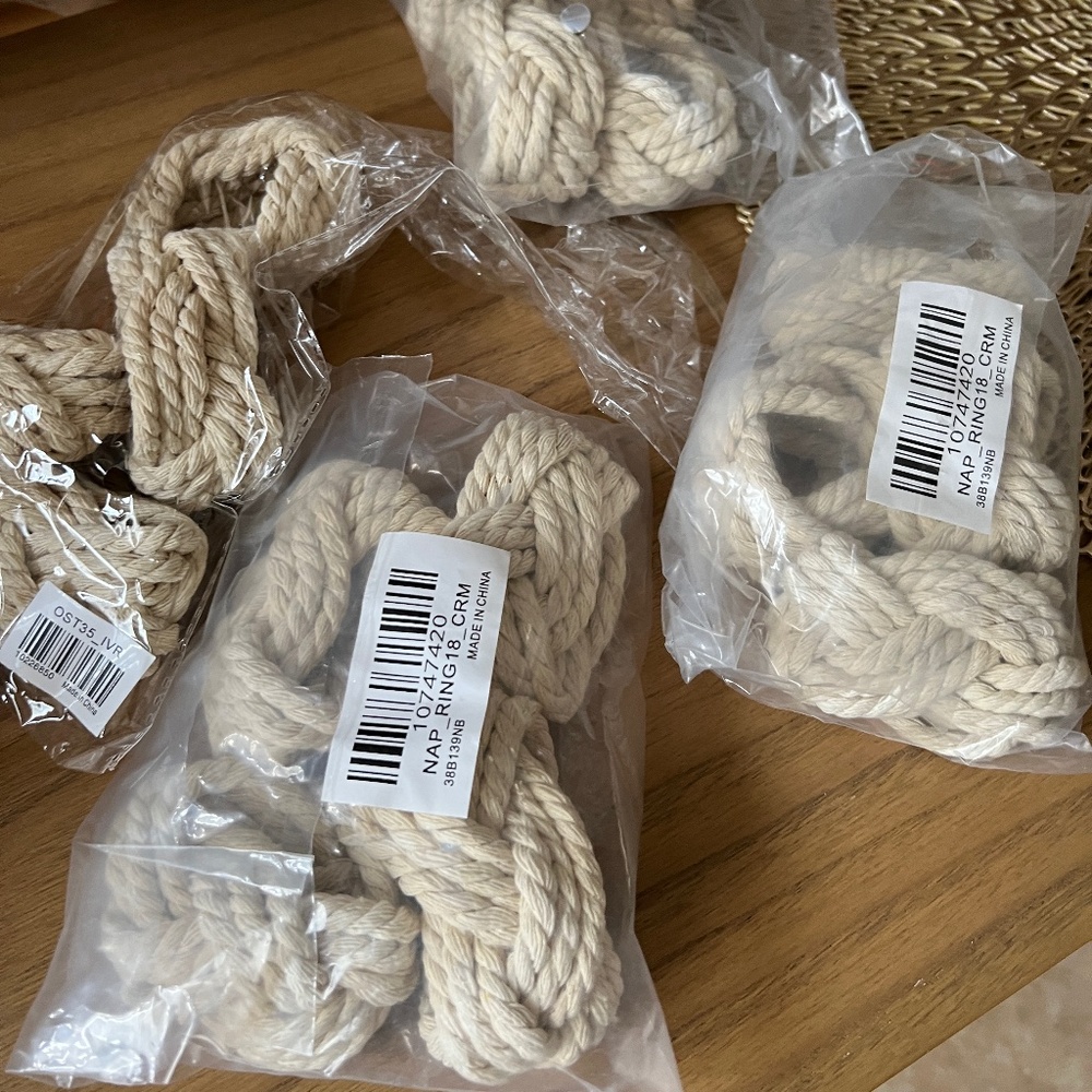 16 napkin rope ring